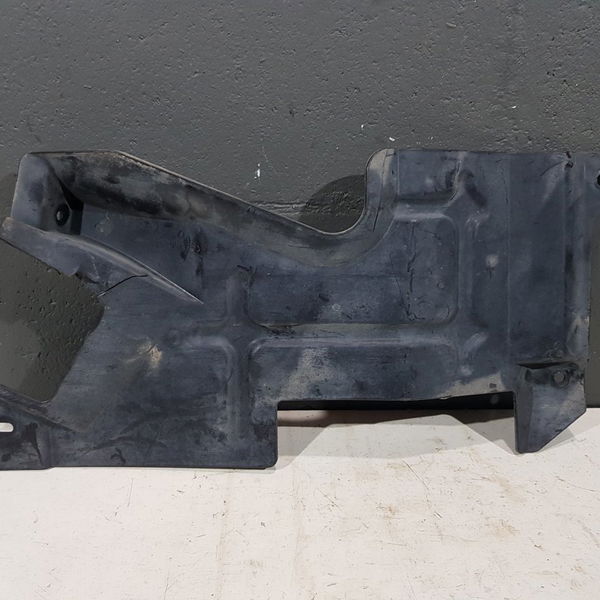 Defletor Inferior  Lado Esquerdo Citroen C3 2013