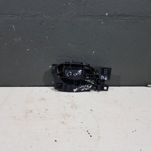 Maçaneta Interna Dianteira Esquerda Citroen C3 2013