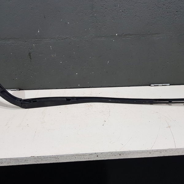 Braço Limpador  Para Brisa Esquerdo  Peugeot 307 2007