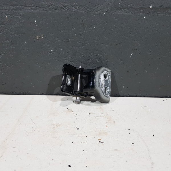 Dobradiça Traseira Esquerda Superior Citroen C3 2013