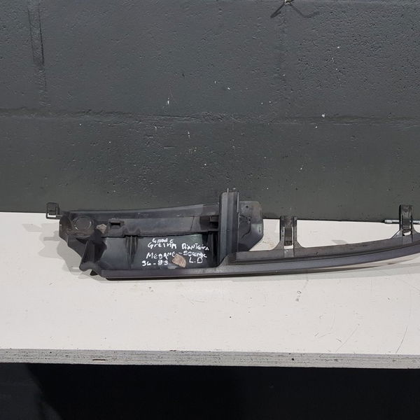 Grade Dianteira Renault Scenic 96 99 Lado Direito