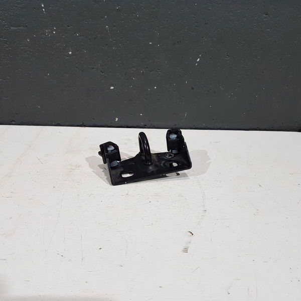Batente Fechadura Porta Mala Citroen Xsara Picasso 2011