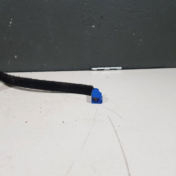 Modulo E Chicote Antena Gps Renault Duster 2016