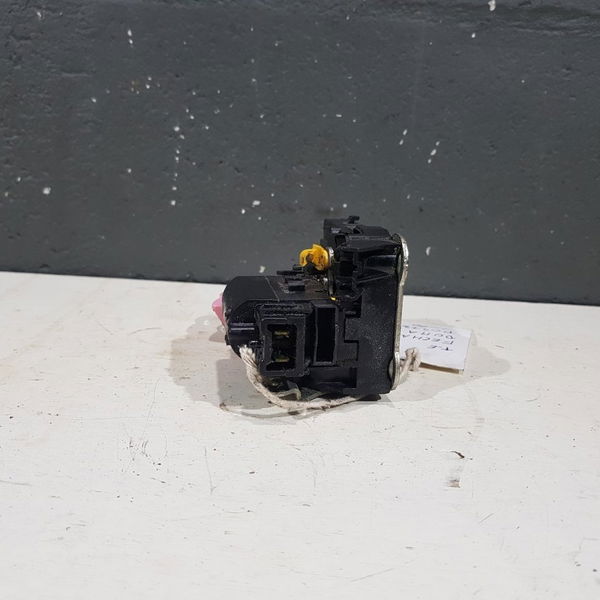 Fechadura Eletrica Porta Traseira Esquerda Duster 2016