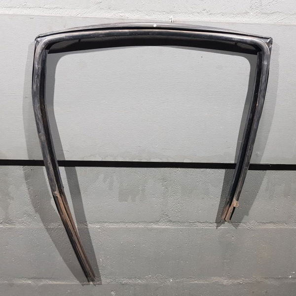 Borracha Canaleta Vidro Porta Traseira Direita Duster 2016
