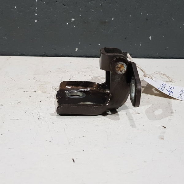Dobradiça Porta Traseira Esquerda Renault Duster 2016