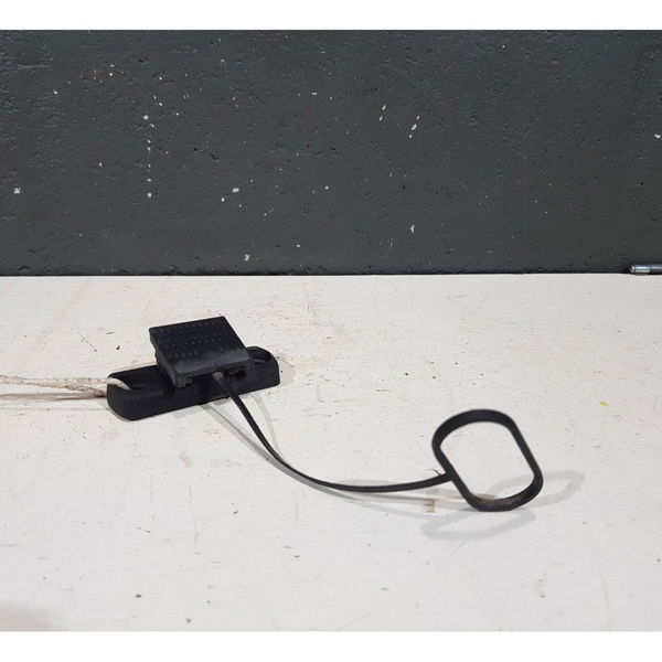 Batente Porta Malas Renault Kangoo 2001