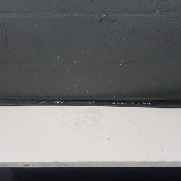 Friso Para Brisa Lado Esquerdo Citroen C4 Hatch 2010