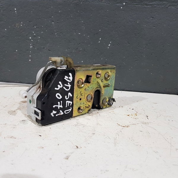 Fechadura Dianteira Direita Peugeot 307