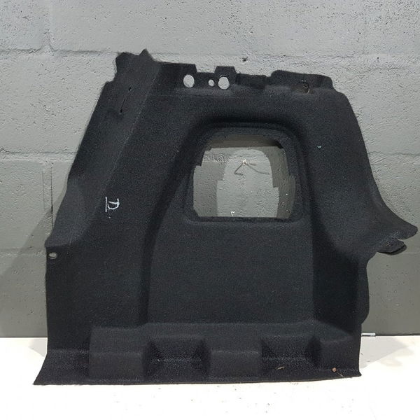 Acabamento Lateral Direito Porta Malas Citroen C3 2013