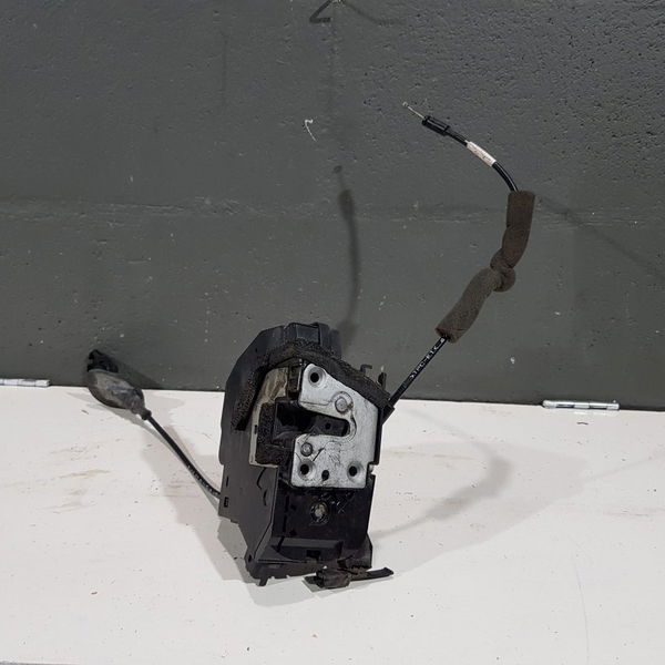 Fechadur Porta Dianteira Direita Renault Fluence 2014