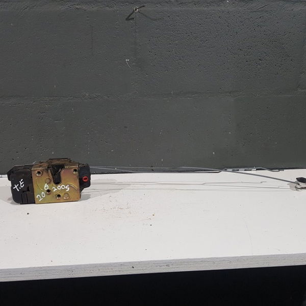 Fechadura Porta Traseira Esquerda Peugeot 206 2005