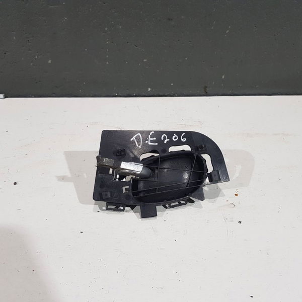 Maçaneta Interna Dianteira Esquerda Peugeot 206 2005
