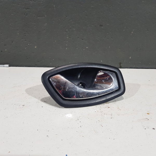Maçaneta Porta Dianteira Direita Renault Fluence 2014