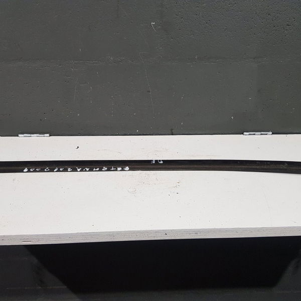 Pestana Externa Porta Dianteira Esquereda Peugeot 206 2005