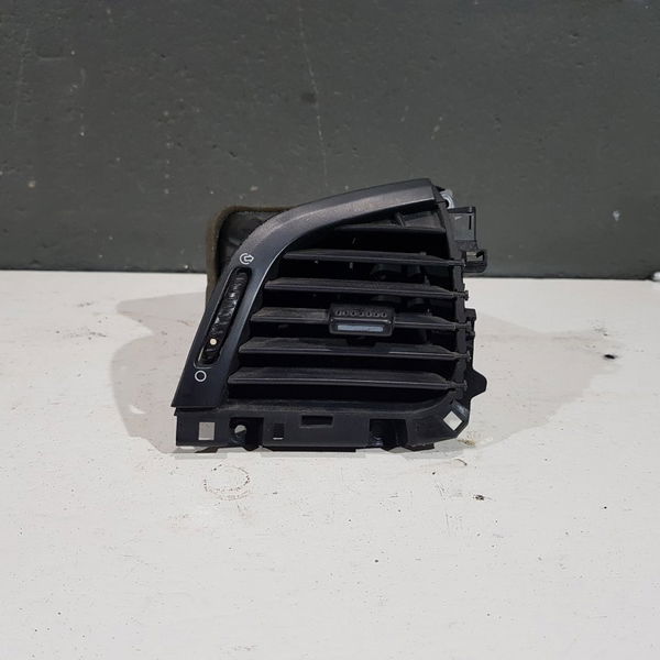 Difusor Ar Direito Painel Tabelier Peugeot 207 Passion 2011