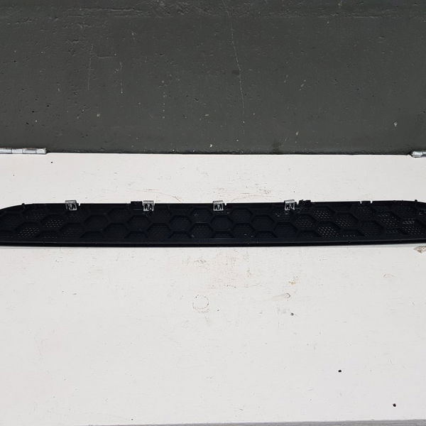 Acabamento Tampão Bagagito Renault Fluence 2014 Com Detalhe