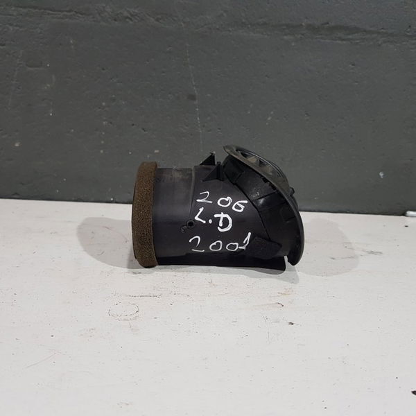Difusor Ar Lado Direito Painel Tabelier Peugeot 206 2001