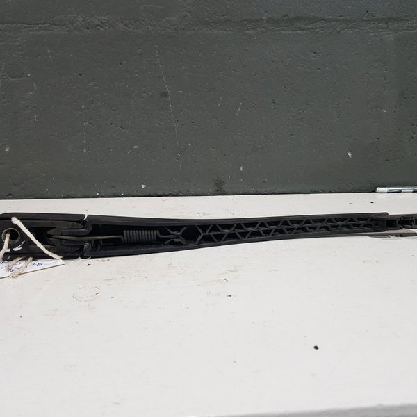 Braço Limpador Para Brisa Traseiro Peugeot 206 2005