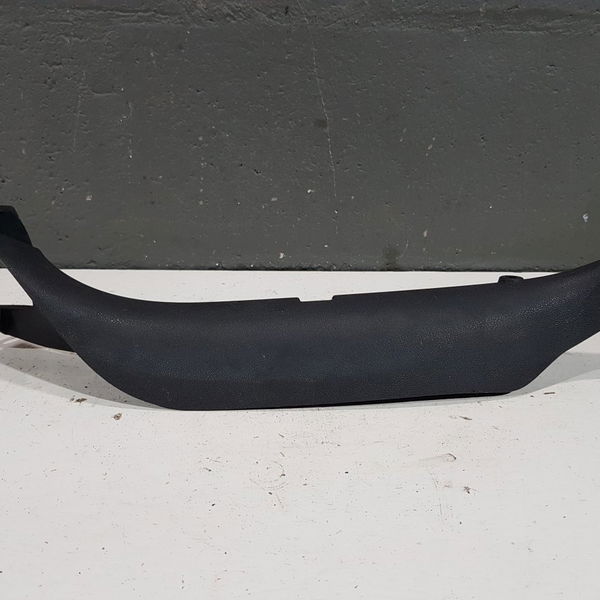 Acabamento Tampa Porta Malas Lado Direito Citroen C3 2013