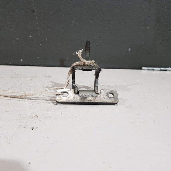 Dobradiça Tampa Porta Malas Peugeot 206 2005