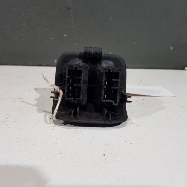 Botões Comando Vidro Porta Dianteiras Peugeot 206 2005