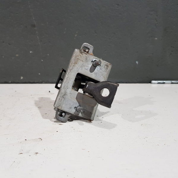 Limitador Porta Dianteira Direita Citroen C3 2013