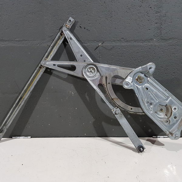 Maquina Vidro Porta Dianteira Esquerda Renault Fluence 2014