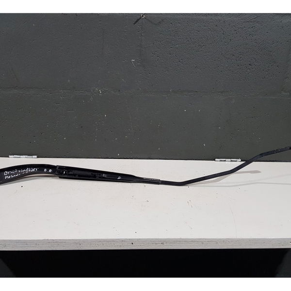Braço Limpador Direito Para Brisa Dianteiro Megane Gt 2009