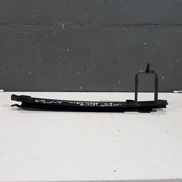 Canaleta Vidro Porta Dianteira Esquerda Renault Fluence 2014