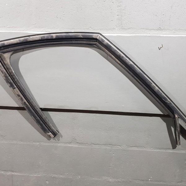 Canaleta Vidro Porta Dianteira Direita Citroen C4 Picasso