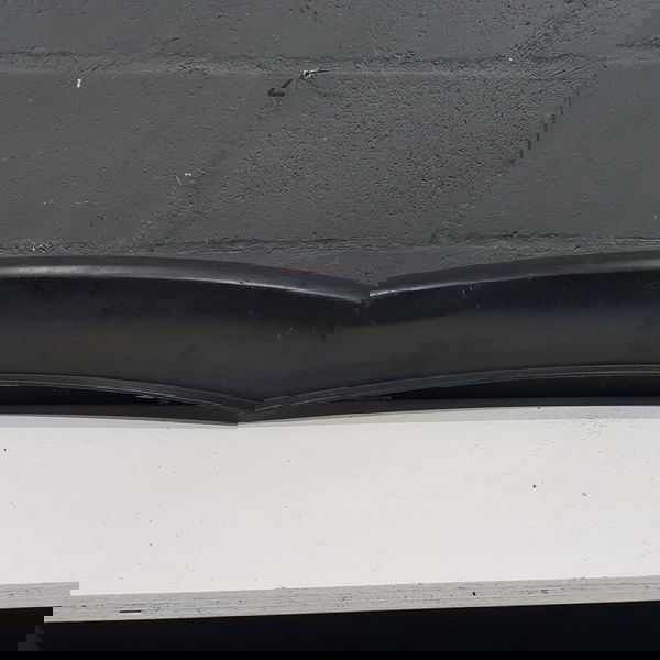 Moldura Acabamento Central Para Choque Traseiro Megane Gt