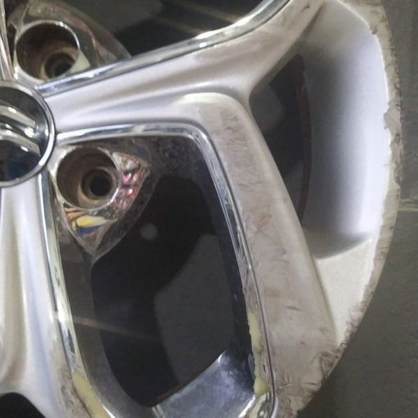 Roda Aro 16 Citroen C3 2015 Com Detalhe