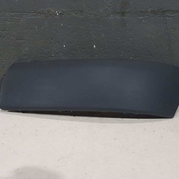 Moldura Esquerda Para Choque Dianteiro Renault Clio 03 05