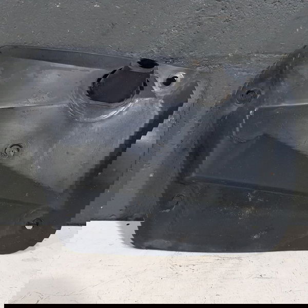 Acabamento Esquerdo Motor Para Brisa Dianteiro C4 Picasso