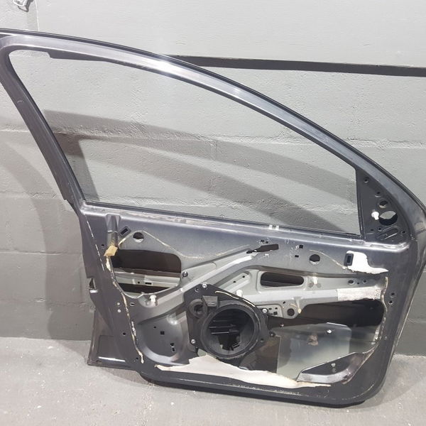 Porta Dianteira Esquerda Peugeot 207 Passion 2011 C Detalhe