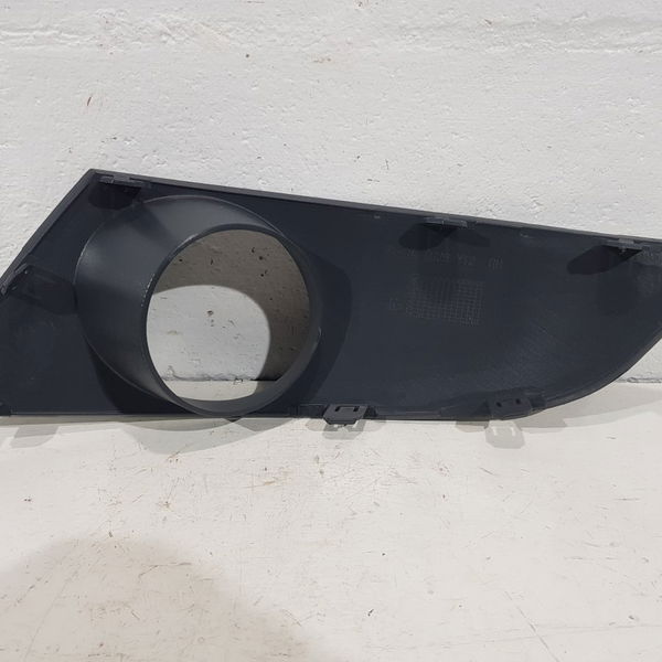 Moldura Grade Farol Milha Direito Renault Logan 2010 2013