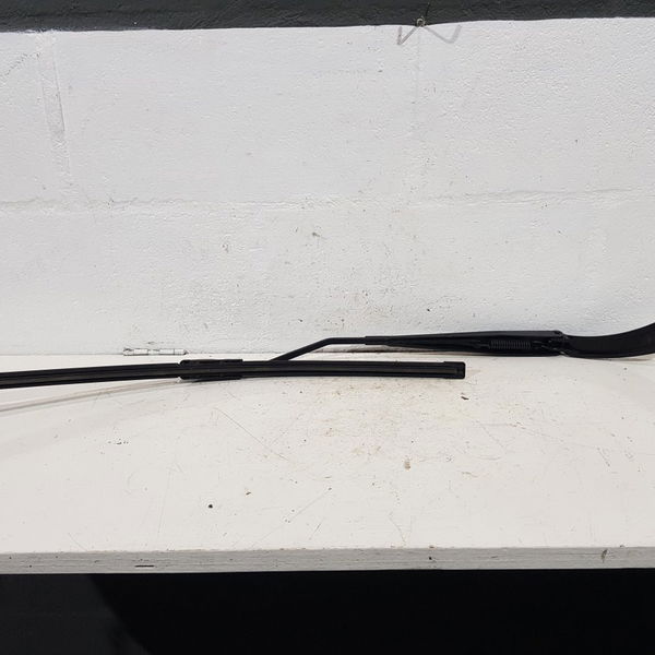 Braço Limpador Para Brisa Dianteiro Esquerdo Renault Megane