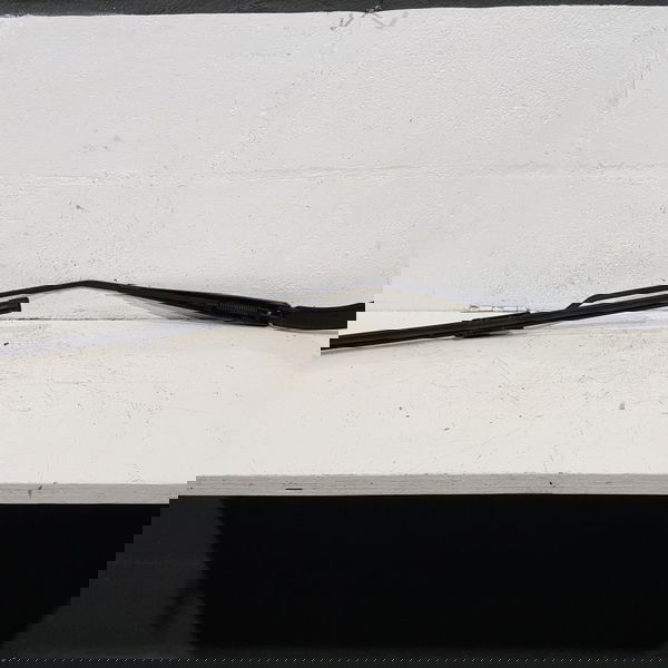 Braço Limpador Para Brisa Dianteiro Direito Renault Megane