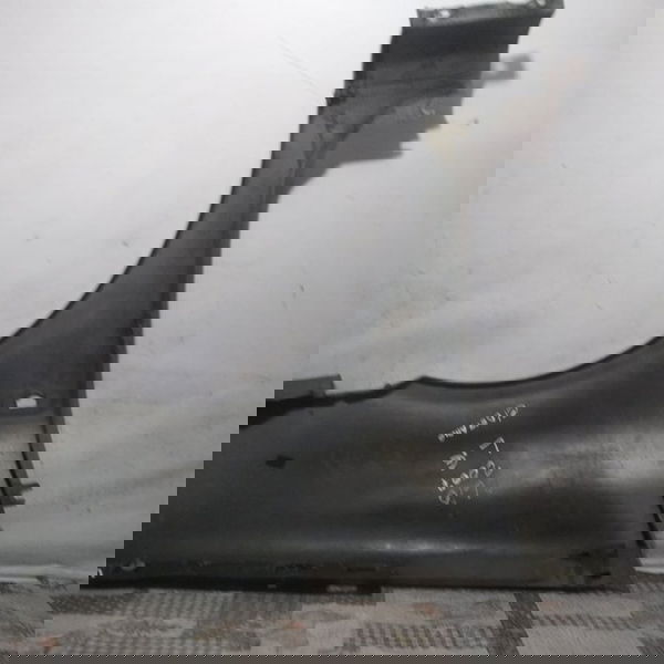 Para Lama Dianteiro Esquerdo Renault Clio 2007 Com Detalhe