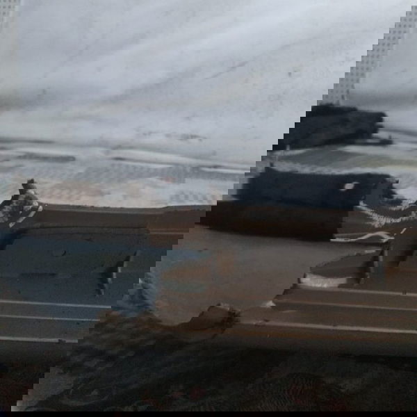 Para Lama Dianteiro Esquerdo Renault Clio 2007 Com Detalhe