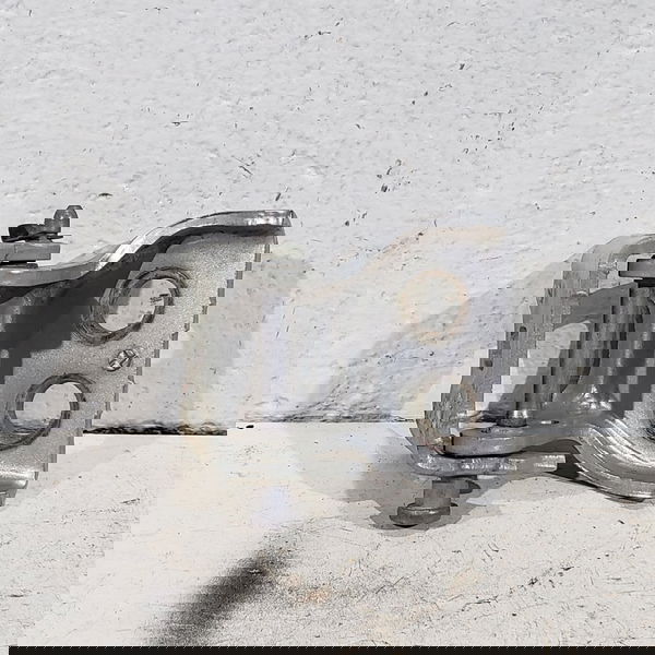 Dobradiça Inferior Porta Traseira Esquerda Peugeot 307