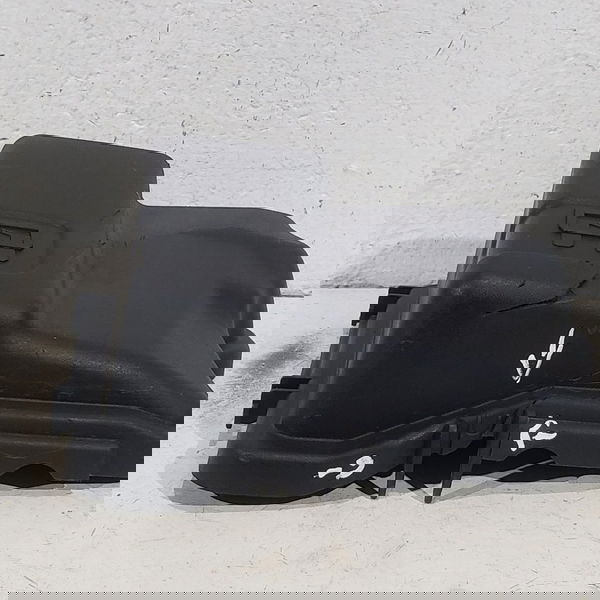 Tampa Caixa Fusiveis Citroen C3 2010 Com Detalhe