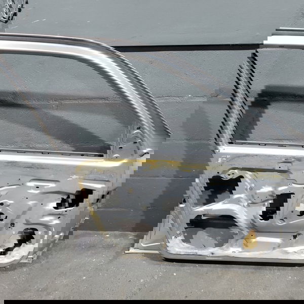 Porta Dianteira Esquerda Peugeot 406 2001