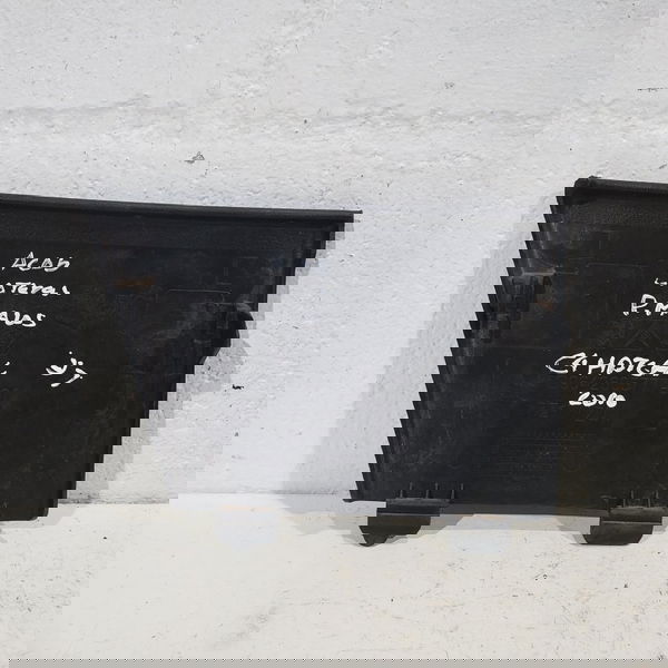 Acabamento Lateral Esquerdo Porta Malas Citroen C4 Hatch