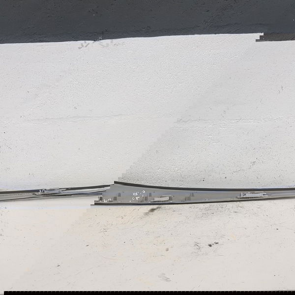 Friso Acabamento Direito Para Brisa Dianteiro Peugeot 407 Sw
