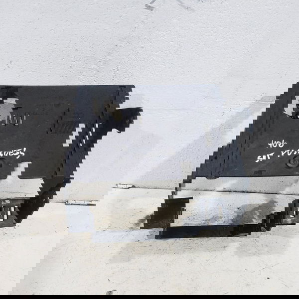 Suporte Caixa Fusiveis Peugeot 406 Sw 2001 Com Detalhe