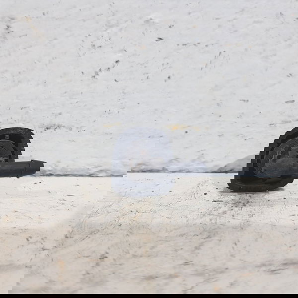 Brucutu Esguicho Agua Para Brisa Dianteiro Renault Kangoo