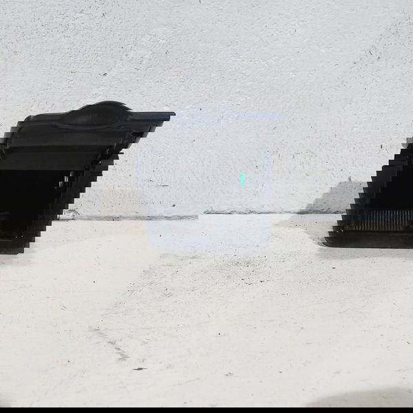 Cinzeira Porta Trecos Painel Citroen Xsara Vts 1999