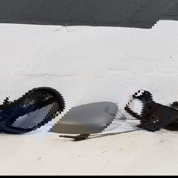 Retrovisor Direito Peugeot 208 2013 2020 Com Pisca